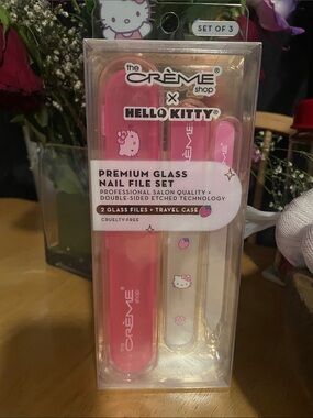 The Crème Shop x Hello Kitty Pink Glass Nail File Set